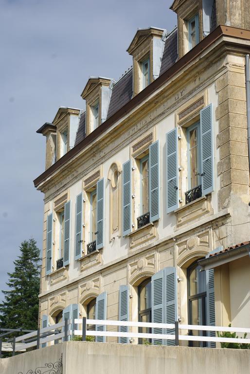 Le Clocher Saint-Julien  Bagian luar foto