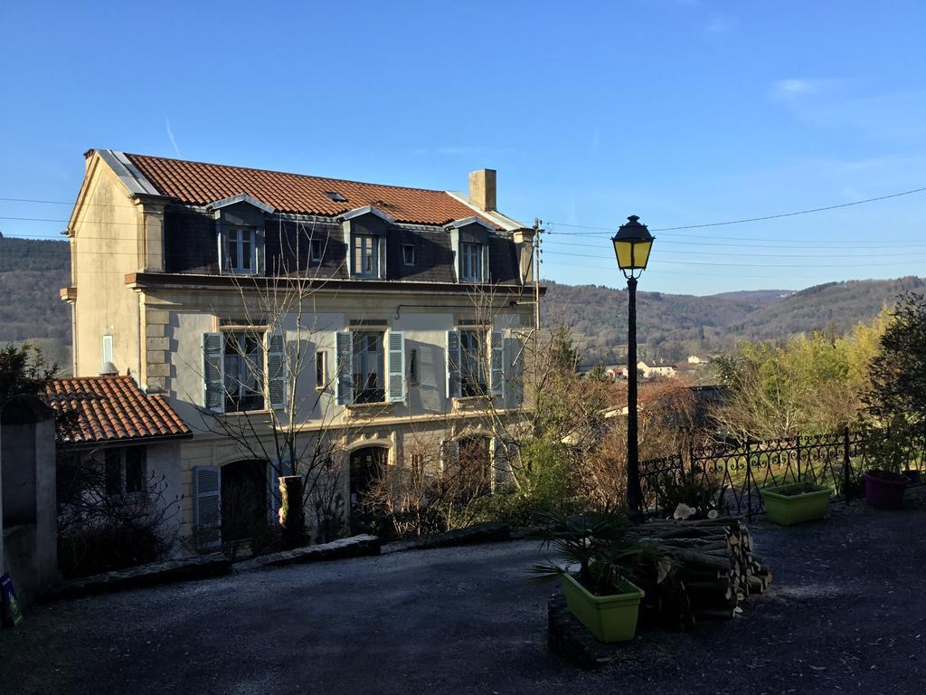 Le Clocher Saint-Julien  Bagian luar foto